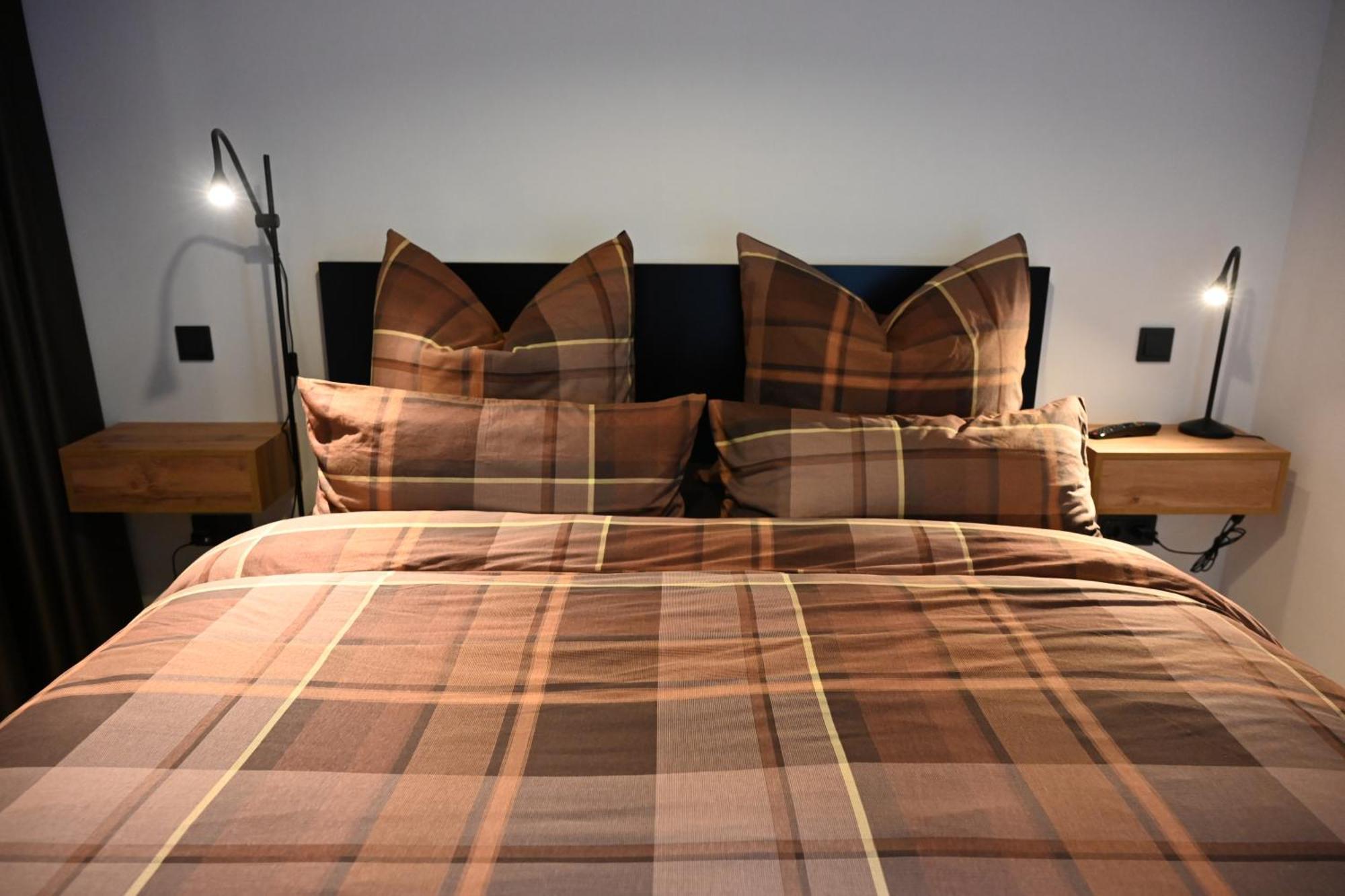 Lejlighed Eiwelhome - Stilvoll, Urban-ruhig Schlafen, Bahnhofsnah, Balkon *