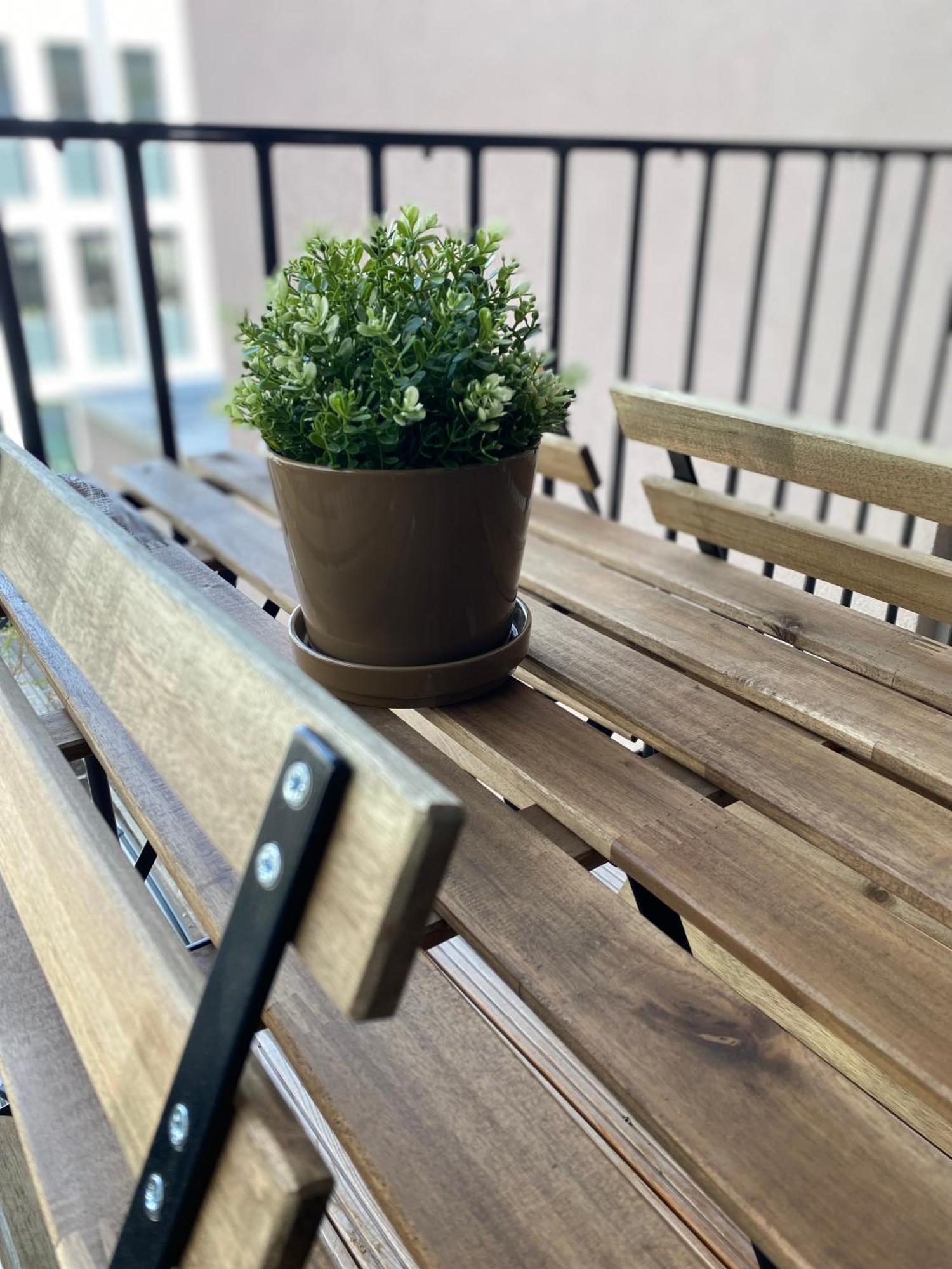 Eiwelhome - Stilvoll, Urban-ruhig Schlafen, Bahnhofsnah, Balkon