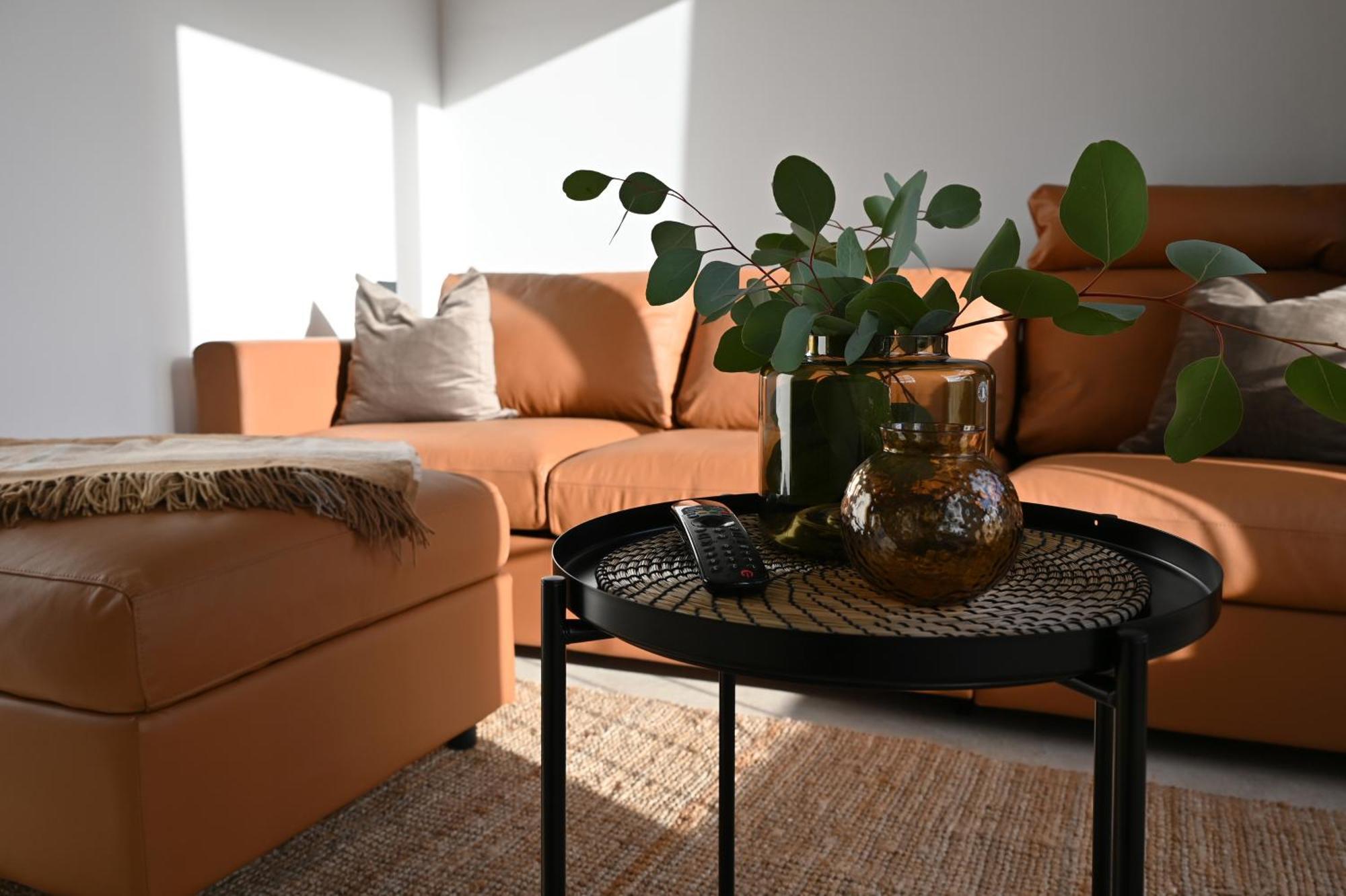 Appartement Eiwelhome - Stilvoll, Urban-ruhig Schlafen, Bahnhofsnah, Balkon *